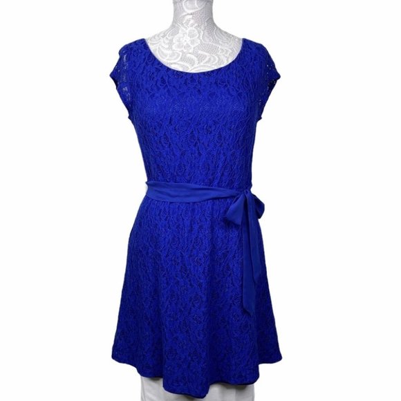 LC Lauren Conrad Dresses & Skirts - LC Lauren Conrad Cobalt Blue Lace Dress Size 4